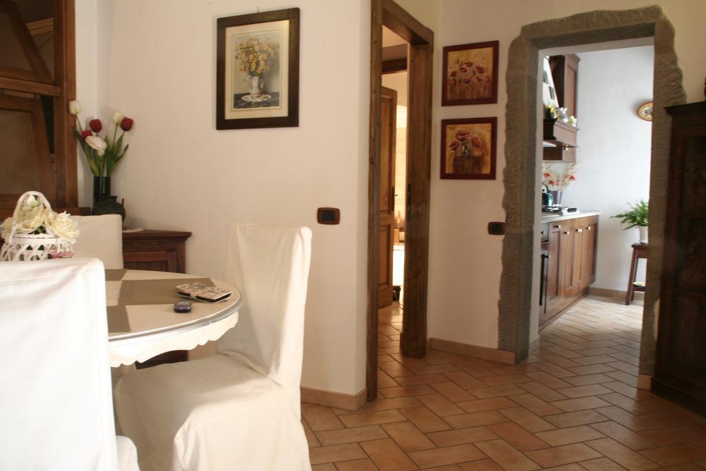 Borgo Medioevale Apartment Todi Bagian luar foto